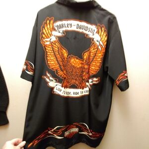 Harley-Davidson Black Shirt with Orange Eagle Design size large